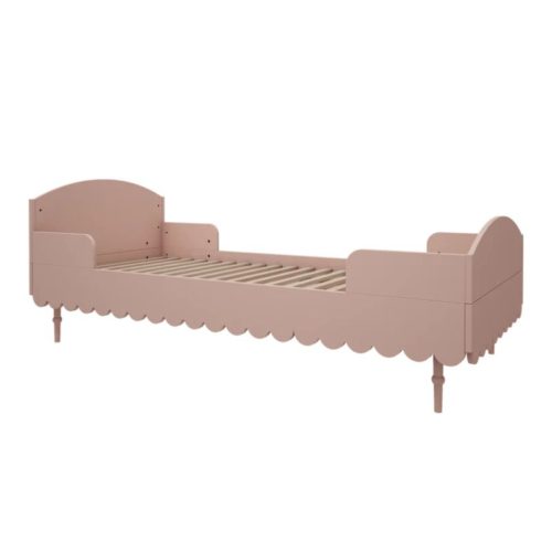 peuterbedje, roze peuterbedje, pink, babushka, babushka peuterbedje, roze kinderbed met ronde vormen, kinderbedje oud roze