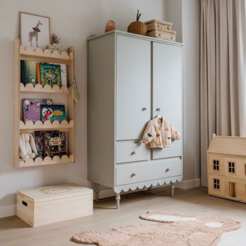olijfgroene kledingkast voor kinderkamer, babushka kinderkamerkast